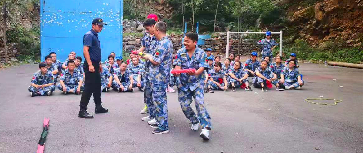 鄭州某法院紅色黨建拓展培訓營